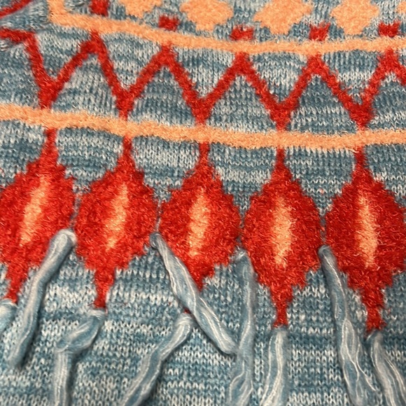 Soft sweater - Picture 6 of 9